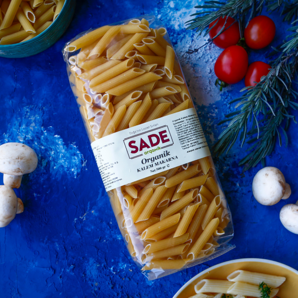 SADE ORGANİK KALEM MAKARNA 500 GR görseli.